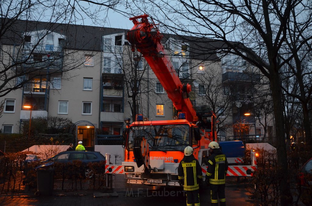 Feuer 2 Dachwohnung Koeln Severinswall Bayenstr P112.JPG